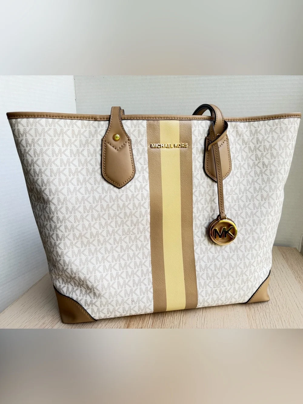 Michael Kors Eva Large Monogram Shopper Tote Vanilla Multi